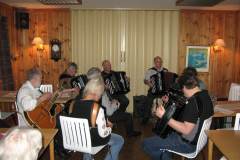 DRAGSPELSSTAMMA-I-HALLBYSTUGAN-2010-008
