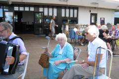 SOMMAREN-2010.S-UPPDELAS-111