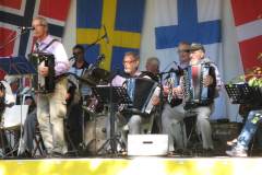 SOMMAREN-2010.S-UPPDELAS-123