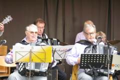 SOMMAREN-2010.S-UPPDELAS-203